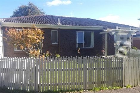 Photo of property in 1/11 Ciprian Place, Henderson, Auckland, 0612