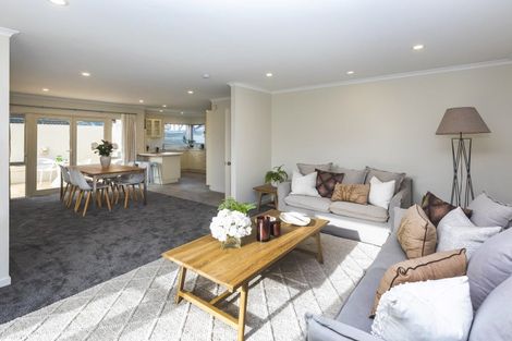 Photo of property in 230a Lake Terrace Road, Shirley, Christchurch, 8061