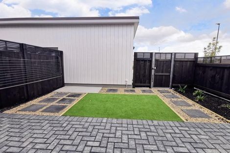 Photo of property in 72 Manarini Road, Westgate, Auckland, 0614