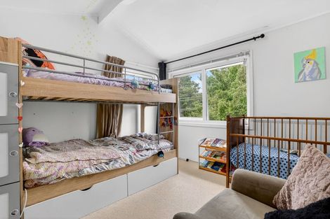 Photo of property in 2/39 Brunton Place, Glenfield, Auckland, 0629