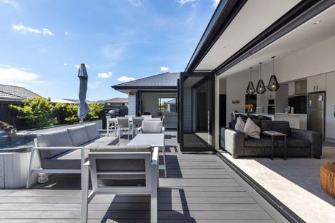 Photo of property in 76 Puhirake Crescent, Pyes Pa, Tauranga, 3112