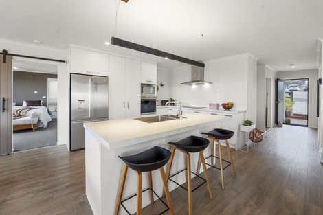 Photo of property in 6 Pataki Place, Omokoroa, 3114