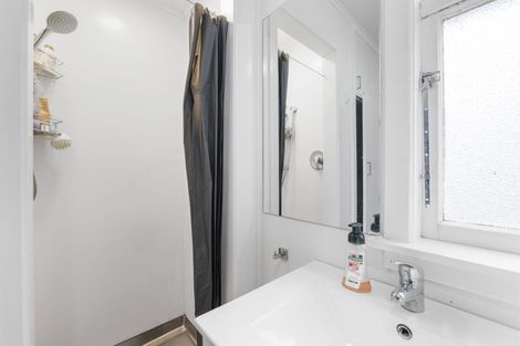 Photo of property in 8 Fyson Place, Hawera, 4610