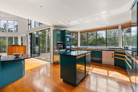 Photo of property in 46-48 Ravenstone Place, Chatswood, Auckland, 0626