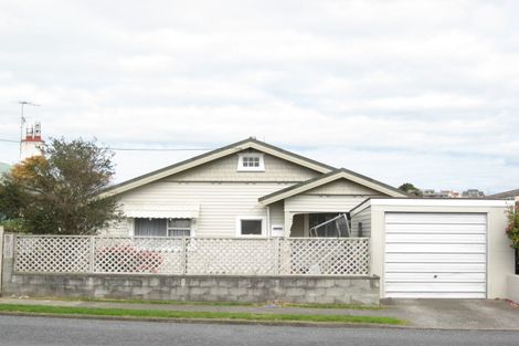 Photo of property in 12 Ngaio Street, Strandon, New Plymouth, 4312