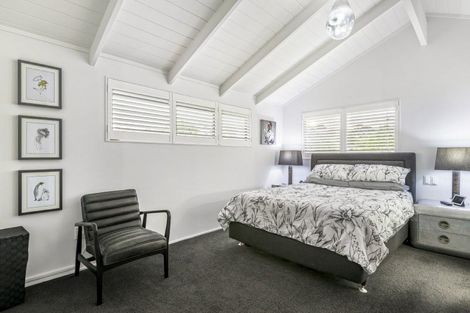 Photo of property in 3 Sandiacre Way, Browns Bay, Auckland, 0630