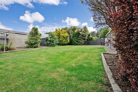 Photo of property in 12 Holloway Street, Waikiwi, Invercargill, 9810