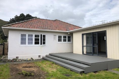 Photo of property in 13 Riverside Drive, Waiwhetu, Lower Hutt, 5010