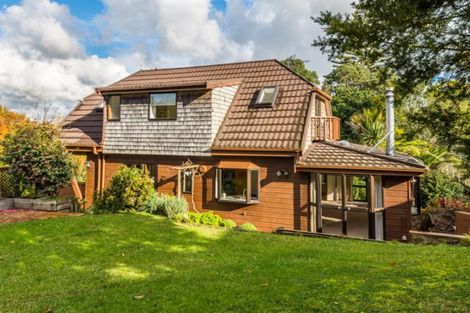 Photo of property in 72a Beach Road, Mellons Bay, Auckland, 2014