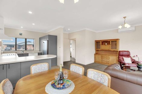 Photo of property in 17 Sherwood Place, Springvale, Whanganui, 4501