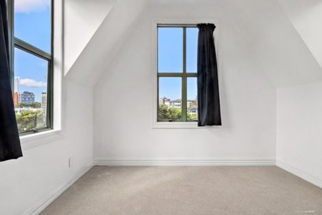 Photo of property in 2/168 Tinakori Road, Thorndon, Wellington, 6011