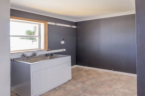 Photo of property in 15 Bartholomew Road, Levin, 5510