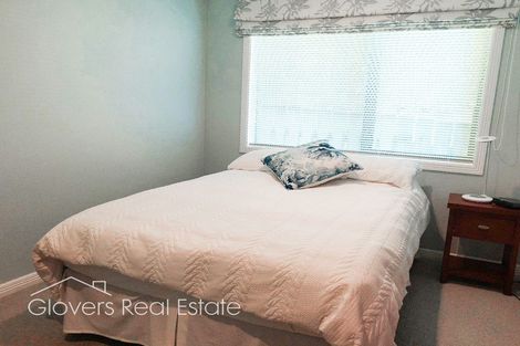 Photo of property in 2/169 Titirangi Road, New Lynn, Auckland, 0600