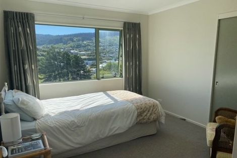 Photo of property in 3 Duncan Street, Tawa, Wellington, 5028