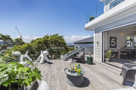 Photo of property in 10 Dorking Road, Brooklyn, Wellington, 6021