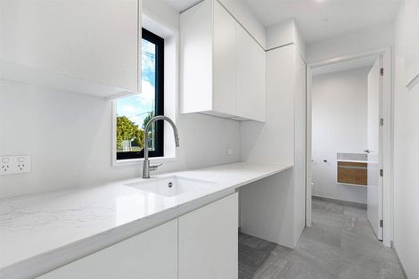 Photo of property in 1a Mcfaddens Road, St Albans, Christchurch, 8052