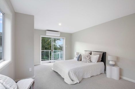 Photo of property in 132 Major Hornbrook Road, Mount Pleasant, Christchurch, 8081