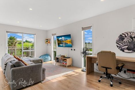 Photo of property in 15 Ash Grove, Maungaturoto, 0520