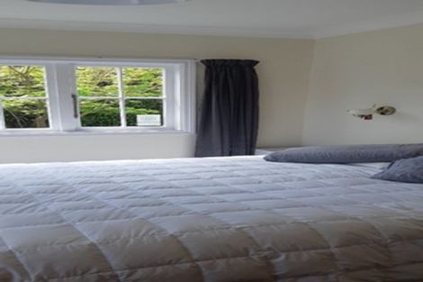 Photo of property in 41 Seaton Road, Murrays Bay, Auckland, 0630