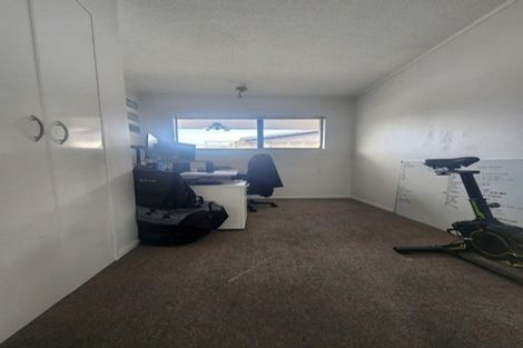 Photo of property in 11 Lorelei Place, Opaheke, Papakura, 2113