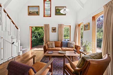 Photo of property in 77 Kopanga Road, Havelock North, 4130