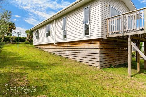 Photo of property in 15 Ash Grove, Maungaturoto, 0520