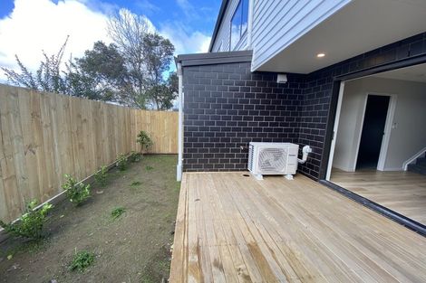 Photo of property in 3b Westall Road, New Lynn, Auckland, 0600