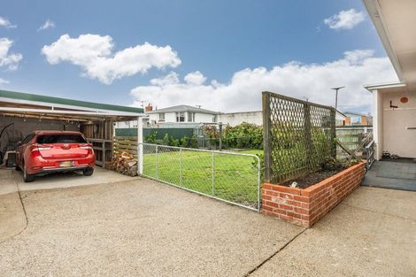 Photo of property in 16 Esk Place, Mosgiel, 9024