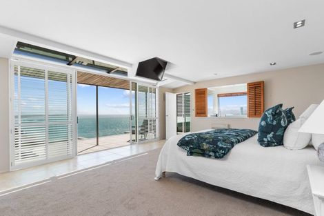 Photo of property in 18 Whitewash Head Road, Scarborough, Christchurch, 8081