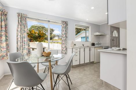 Photo of property in 30 Staithes Drive North, Whitby, Porirua, 5024