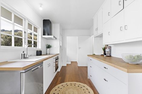 Photo of property in 93 Watt Street, Featherston, 5710