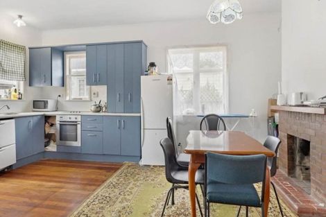 Photo of property in 36 Haverstock Road, Sandringham, Auckland, 1025