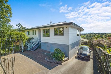 Photo of property in 32 Victory Street, Welcome Bay, Tauranga, 3112