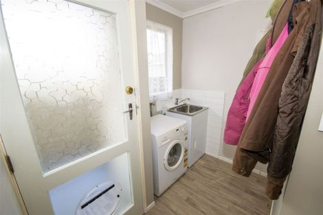 Photo of property in 29 Kings Avenue, Waikuku Beach, 7402