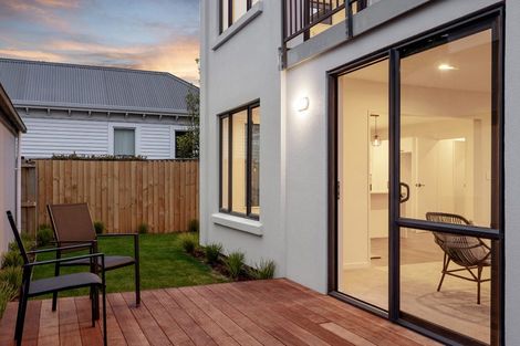 Photo of property in 1a Trist Place, Edgeware, Christchurch, 8013