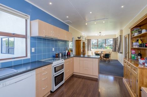 Photo of property in 531 Kawiu Road, Levin, 5572