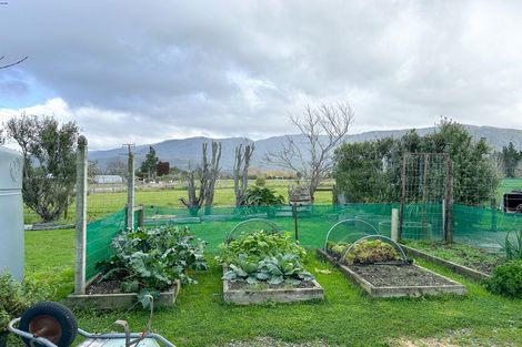 Photo of property in 77 Patons Rock Road, Patons Rock, Takaka, 7182