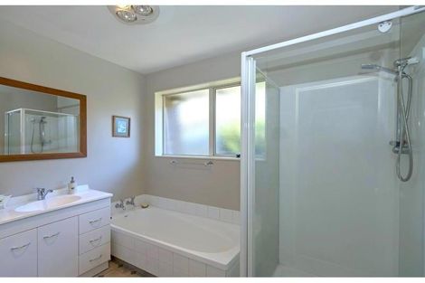 Photo of property in 7 Brightstone Crescent, Aranui, Christchurch, 8061