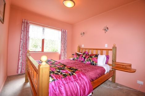 Photo of property in 265 No 1 Line, Tauwharenikau, Featherston, 5771