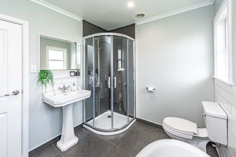 Photo of property in 17 Caffray Avenue, Aramoho, Whanganui, 4500