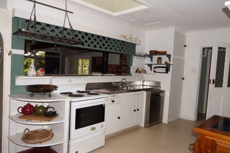 Photo of property in 14 Humphrey Street, Marton, 4710