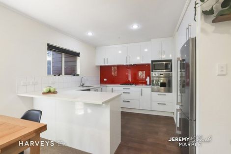 Photo of property in 21a Willerton Avenue, New Lynn, Auckland, 0600