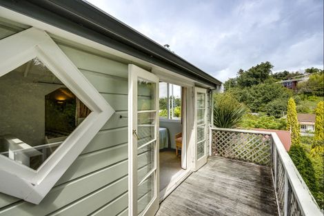 Photo of property in 2 Cameron Road, Bluff Hill, Napier, 4110