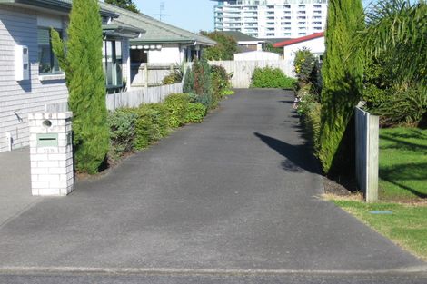 Photo of property in 2/32 Alice Avenue, Orewa, 0931