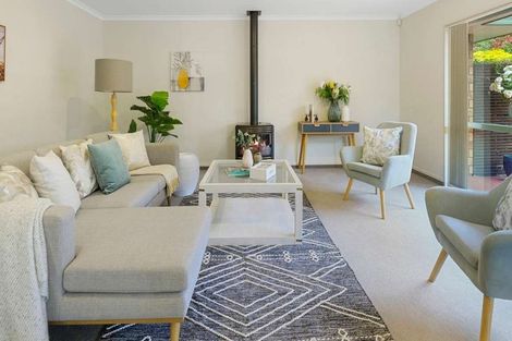 Photo of property in 4 Jeannie Way, Waikanae Beach, Waikanae, 5036