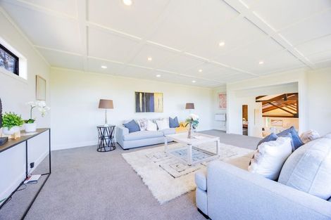 Photo of property in 73 Braemar Road, Castor Bay, Auckland, 0620