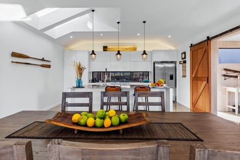 Photo of property in 6 Caithness Court, Jacks Point, Queenstown, 9371