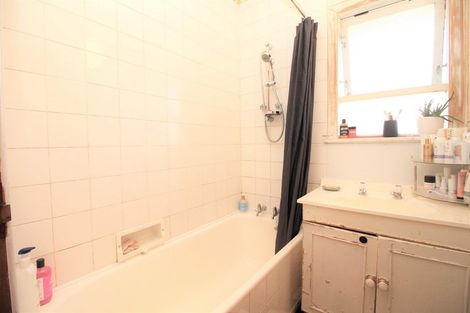 Photo of property in 51 Hilling Street, Titirangi, Auckland, 0604