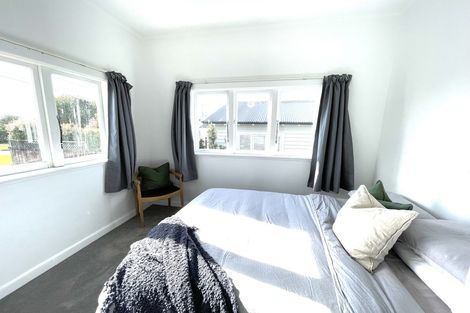Photo of property in 1/5 Akehurst Avenue, New Lynn, Auckland, 0600