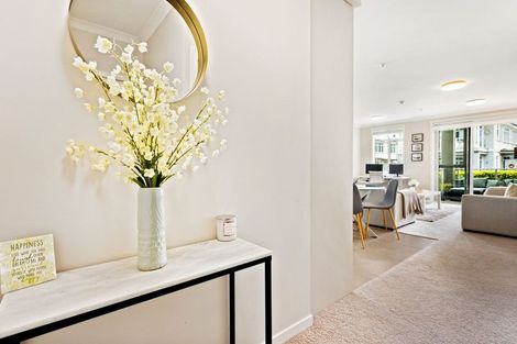 Photo of property in 36 Rewa Rewa Lane, Orewa, 0931